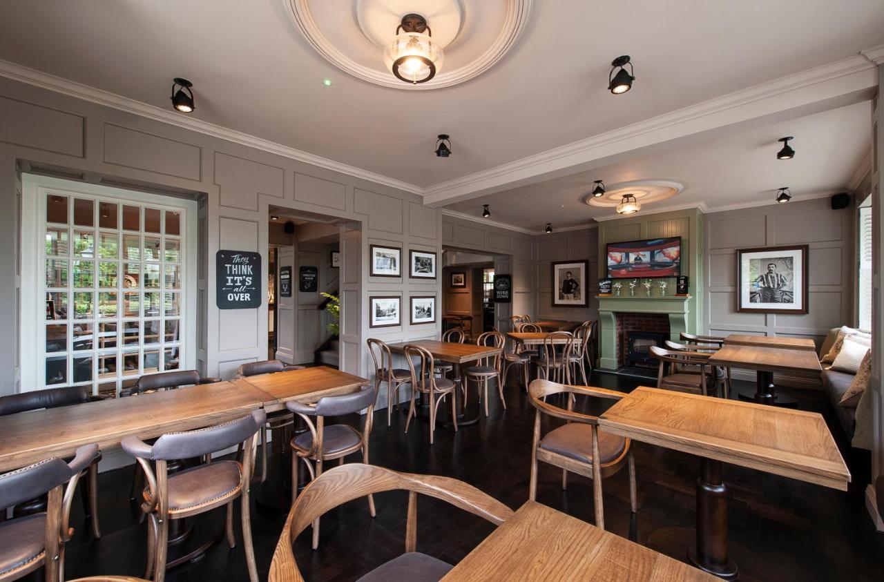 The Bulls Head Hotel Hale  Exterior foto